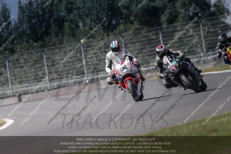 donington no limits trackday;donington park photographs;donington trackday photographs;no limits trackdays;peter wileman photography;trackday digital images;trackday photos