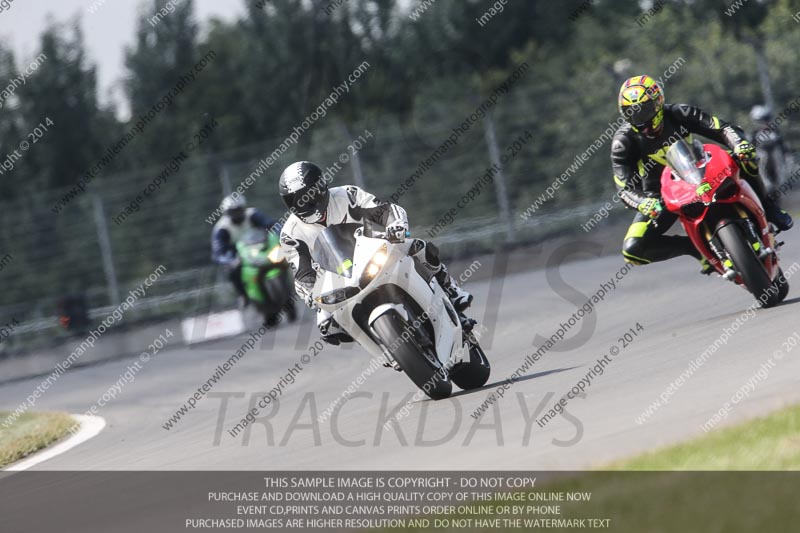 donington no limits trackday;donington park photographs;donington trackday photographs;no limits trackdays;peter wileman photography;trackday digital images;trackday photos