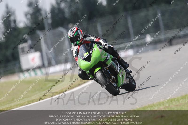 donington no limits trackday;donington park photographs;donington trackday photographs;no limits trackdays;peter wileman photography;trackday digital images;trackday photos