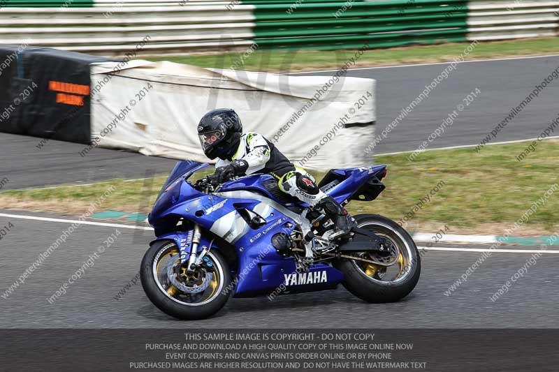 enduro digital images;event digital images;eventdigitalimages;mallory park;mallory park photographs;mallory park trackday;mallory park trackday photographs;no limits trackdays;peter wileman photography;racing digital images;trackday digital images;trackday photos