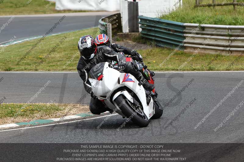 enduro digital images;event digital images;eventdigitalimages;mallory park;mallory park photographs;mallory park trackday;mallory park trackday photographs;no limits trackdays;peter wileman photography;racing digital images;trackday digital images;trackday photos