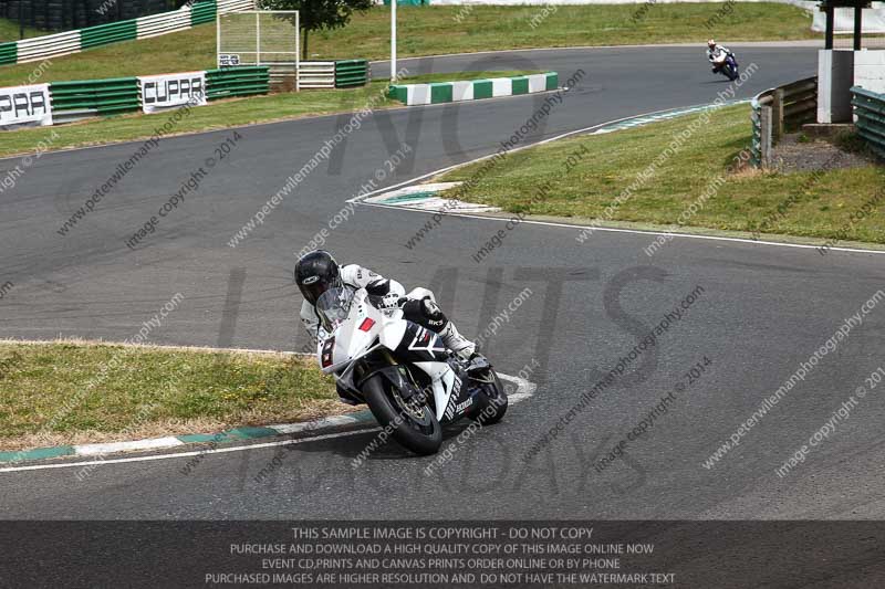 enduro digital images;event digital images;eventdigitalimages;mallory park;mallory park photographs;mallory park trackday;mallory park trackday photographs;no limits trackdays;peter wileman photography;racing digital images;trackday digital images;trackday photos