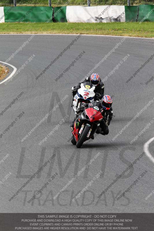 enduro digital images;event digital images;eventdigitalimages;mallory park;mallory park photographs;mallory park trackday;mallory park trackday photographs;no limits trackdays;peter wileman photography;racing digital images;trackday digital images;trackday photos