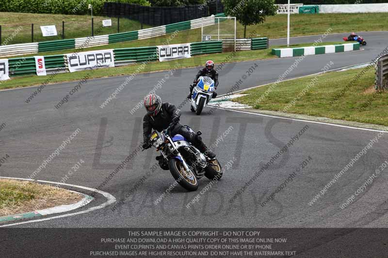 enduro digital images;event digital images;eventdigitalimages;mallory park;mallory park photographs;mallory park trackday;mallory park trackday photographs;no limits trackdays;peter wileman photography;racing digital images;trackday digital images;trackday photos