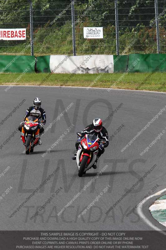 enduro digital images;event digital images;eventdigitalimages;mallory park;mallory park photographs;mallory park trackday;mallory park trackday photographs;no limits trackdays;peter wileman photography;racing digital images;trackday digital images;trackday photos