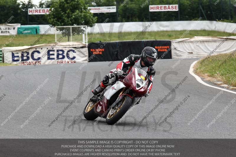 enduro digital images;event digital images;eventdigitalimages;mallory park;mallory park photographs;mallory park trackday;mallory park trackday photographs;no limits trackdays;peter wileman photography;racing digital images;trackday digital images;trackday photos