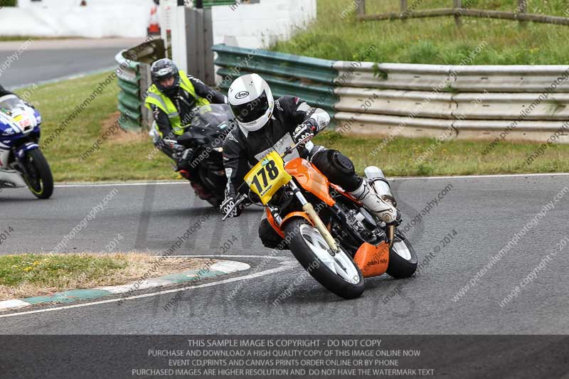 enduro digital images;event digital images;eventdigitalimages;mallory park;mallory park photographs;mallory park trackday;mallory park trackday photographs;no limits trackdays;peter wileman photography;racing digital images;trackday digital images;trackday photos