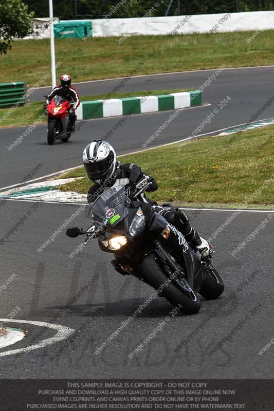 enduro digital images;event digital images;eventdigitalimages;mallory park;mallory park photographs;mallory park trackday;mallory park trackday photographs;no limits trackdays;peter wileman photography;racing digital images;trackday digital images;trackday photos