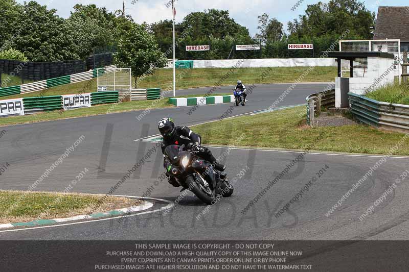 enduro digital images;event digital images;eventdigitalimages;mallory park;mallory park photographs;mallory park trackday;mallory park trackday photographs;no limits trackdays;peter wileman photography;racing digital images;trackday digital images;trackday photos