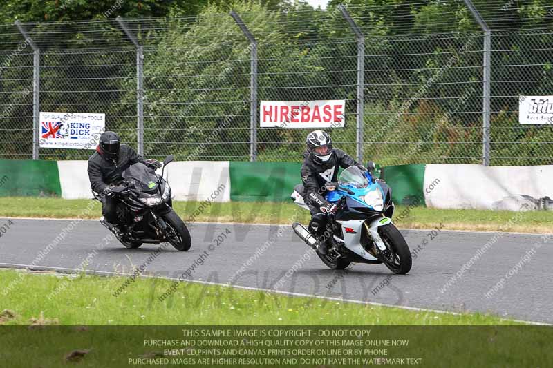 enduro digital images;event digital images;eventdigitalimages;mallory park;mallory park photographs;mallory park trackday;mallory park trackday photographs;no limits trackdays;peter wileman photography;racing digital images;trackday digital images;trackday photos