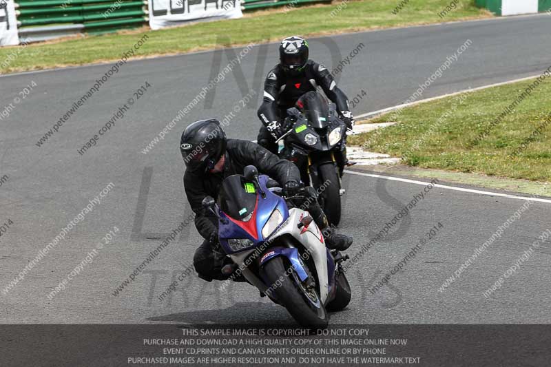 enduro digital images;event digital images;eventdigitalimages;mallory park;mallory park photographs;mallory park trackday;mallory park trackday photographs;no limits trackdays;peter wileman photography;racing digital images;trackday digital images;trackday photos