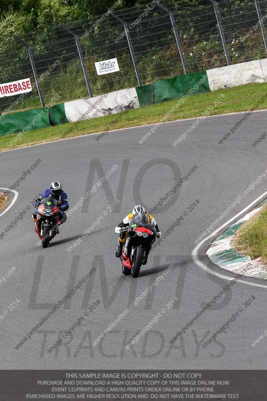 enduro digital images;event digital images;eventdigitalimages;mallory park;mallory park photographs;mallory park trackday;mallory park trackday photographs;no limits trackdays;peter wileman photography;racing digital images;trackday digital images;trackday photos