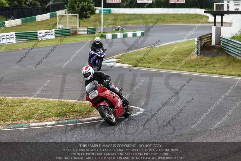 enduro digital images;event digital images;eventdigitalimages;mallory park;mallory park photographs;mallory park trackday;mallory park trackday photographs;no limits trackdays;peter wileman photography;racing digital images;trackday digital images;trackday photos