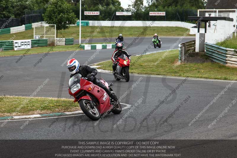 enduro digital images;event digital images;eventdigitalimages;mallory park;mallory park photographs;mallory park trackday;mallory park trackday photographs;no limits trackdays;peter wileman photography;racing digital images;trackday digital images;trackday photos