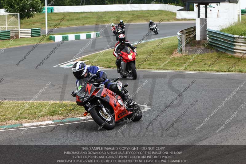 enduro digital images;event digital images;eventdigitalimages;mallory park;mallory park photographs;mallory park trackday;mallory park trackday photographs;no limits trackdays;peter wileman photography;racing digital images;trackday digital images;trackday photos