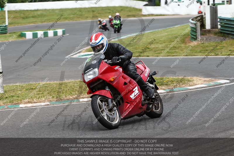 enduro digital images;event digital images;eventdigitalimages;mallory park;mallory park photographs;mallory park trackday;mallory park trackday photographs;no limits trackdays;peter wileman photography;racing digital images;trackday digital images;trackday photos