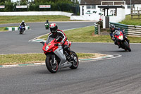 enduro-digital-images;event-digital-images;eventdigitalimages;mallory-park;mallory-park-photographs;mallory-park-trackday;mallory-park-trackday-photographs;no-limits-trackdays;peter-wileman-photography;racing-digital-images;trackday-digital-images;trackday-photos