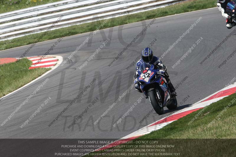 enduro digital images;event digital images;eventdigitalimages;no limits trackdays;peter wileman photography;racing digital images;snetterton;snetterton no limits trackday;snetterton photographs;snetterton trackday photographs;trackday digital images;trackday photos