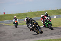 Novice Black/Silver Bikes