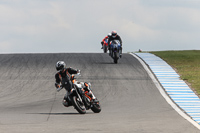 donington-no-limits-trackday;donington-park-photographs;donington-trackday-photographs;no-limits-trackdays;peter-wileman-photography;trackday-digital-images;trackday-photos