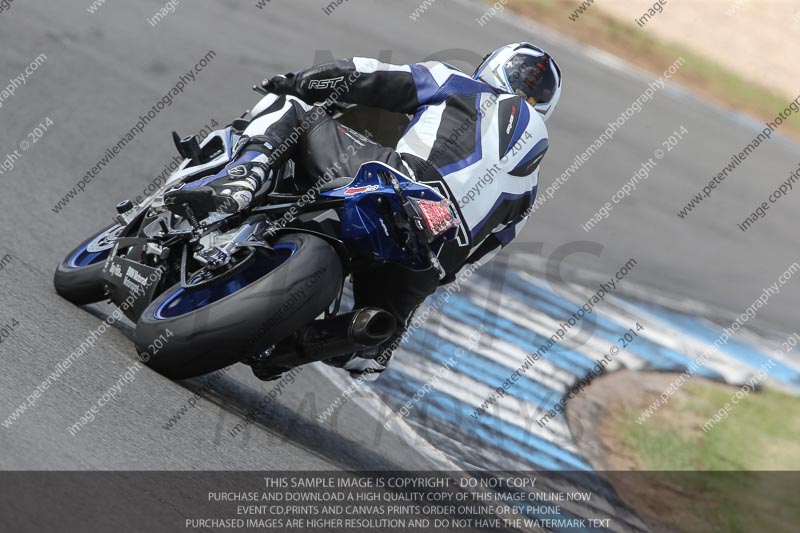 donington no limits trackday;donington park photographs;donington trackday photographs;no limits trackdays;peter wileman photography;trackday digital images;trackday photos
