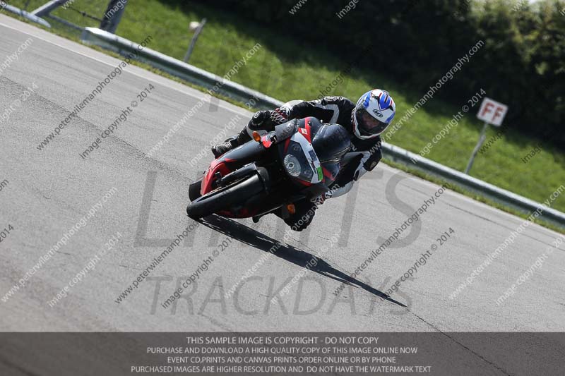 donington no limits trackday;donington park photographs;donington trackday photographs;no limits trackdays;peter wileman photography;trackday digital images;trackday photos