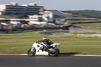 brands-hatch-photographs;brands-no-limits-trackday;cadwell-trackday-photographs;enduro-digital-images;event-digital-images;eventdigitalimages;no-limits-trackdays;peter-wileman-photography;racing-digital-images;trackday-digital-images;trackday-photos