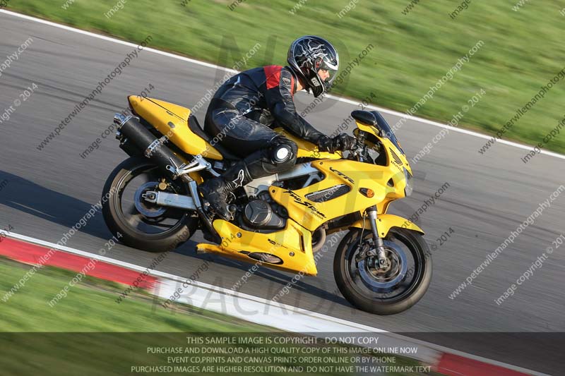 brands hatch photographs;brands no limits trackday;cadwell trackday photographs;enduro digital images;event digital images;eventdigitalimages;no limits trackdays;peter wileman photography;racing digital images;trackday digital images;trackday photos