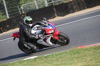 brands-hatch-photographs;brands-no-limits-trackday;cadwell-trackday-photographs;enduro-digital-images;event-digital-images;eventdigitalimages;no-limits-trackdays;peter-wileman-photography;racing-digital-images;trackday-digital-images;trackday-photos