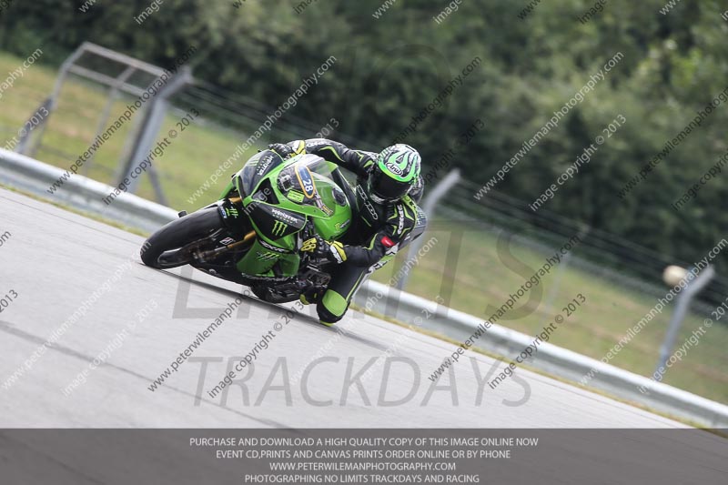 donington no limits trackday;donington park photographs;donington trackday photographs;no limits trackdays;peter wileman photography;trackday digital images;trackday photos