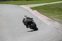 brands-hatch-photographs;brands-no-limits-trackday;cadwell-trackday-photographs;enduro-digital-images;event-digital-images;eventdigitalimages;no-limits-trackdays;peter-wileman-photography;racing-digital-images;trackday-digital-images;trackday-photos