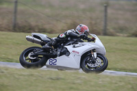 Rockingham-no-limits-trackday;enduro-digital-images;event-digital-images;eventdigitalimages;no-limits-trackdays;peter-wileman-photography;racing-digital-images;rockingham-raceway-northamptonshire;rockingham-trackday-photographs;trackday-digital-images;trackday-photos