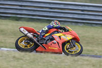 Rockingham-no-limits-trackday;enduro-digital-images;event-digital-images;eventdigitalimages;no-limits-trackdays;peter-wileman-photography;racing-digital-images;rockingham-raceway-northamptonshire;rockingham-trackday-photographs;trackday-digital-images;trackday-photos