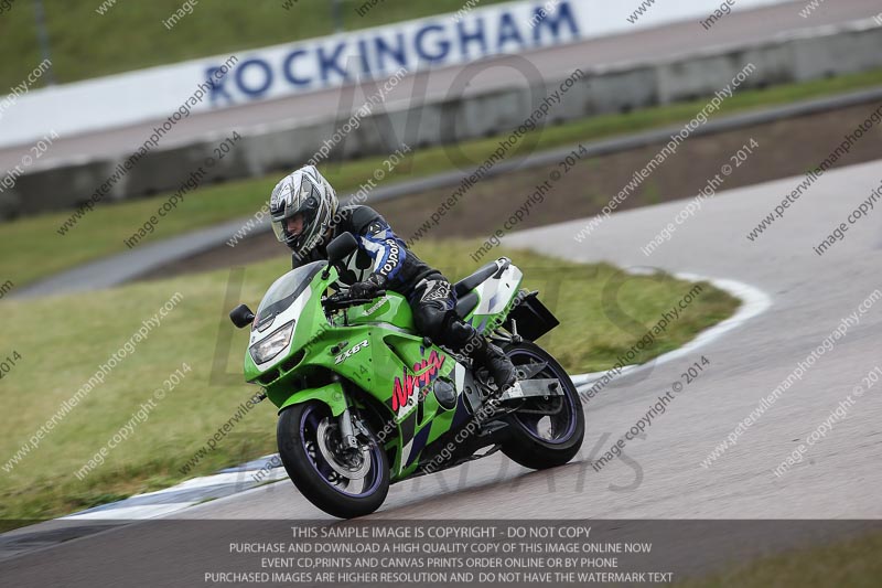 Rockingham no limits trackday;enduro digital images;event digital images;eventdigitalimages;no limits trackdays;peter wileman photography;racing digital images;rockingham raceway northamptonshire;rockingham trackday photographs;trackday digital images;trackday photos