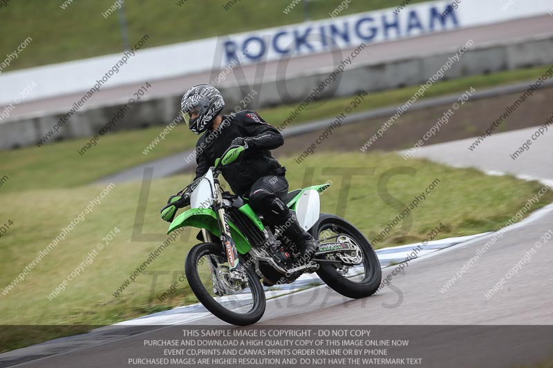 Rockingham no limits trackday;enduro digital images;event digital images;eventdigitalimages;no limits trackdays;peter wileman photography;racing digital images;rockingham raceway northamptonshire;rockingham trackday photographs;trackday digital images;trackday photos