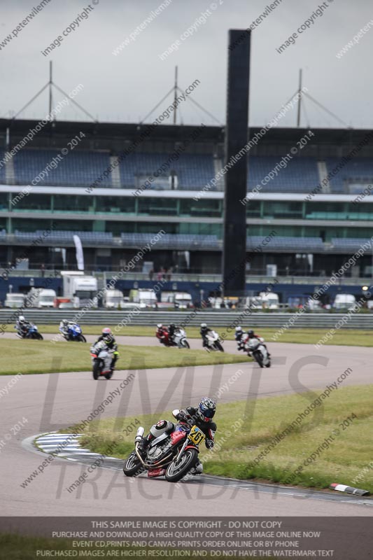 Rockingham no limits trackday;enduro digital images;event digital images;eventdigitalimages;no limits trackdays;peter wileman photography;racing digital images;rockingham raceway northamptonshire;rockingham trackday photographs;trackday digital images;trackday photos
