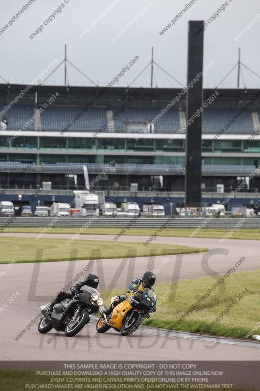 Rockingham no limits trackday;enduro digital images;event digital images;eventdigitalimages;no limits trackdays;peter wileman photography;racing digital images;rockingham raceway northamptonshire;rockingham trackday photographs;trackday digital images;trackday photos