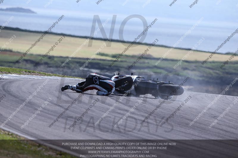 anglesey no limits trackday;anglesey photographs;anglesey trackday photographs;enduro digital images;event digital images;eventdigitalimages;no limits trackdays;peter wileman photography;racing digital images;trac mon;trackday digital images;trackday photos;ty croes