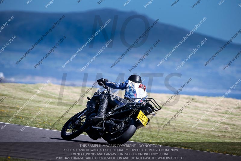 anglesey no limits trackday;anglesey photographs;anglesey trackday photographs;enduro digital images;event digital images;eventdigitalimages;no limits trackdays;peter wileman photography;racing digital images;trac mon;trackday digital images;trackday photos;ty croes