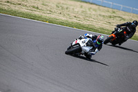 anglesey-no-limits-trackday;anglesey-photographs;anglesey-trackday-photographs;enduro-digital-images;event-digital-images;eventdigitalimages;no-limits-trackdays;peter-wileman-photography;racing-digital-images;trac-mon;trackday-digital-images;trackday-photos;ty-croes