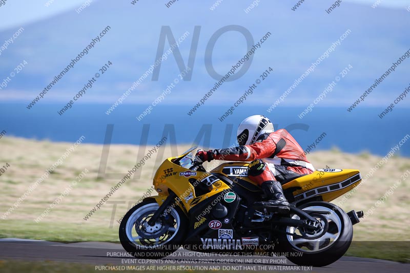 anglesey no limits trackday;anglesey photographs;anglesey trackday photographs;enduro digital images;event digital images;eventdigitalimages;no limits trackdays;peter wileman photography;racing digital images;trac mon;trackday digital images;trackday photos;ty croes