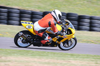 anglesey-no-limits-trackday;anglesey-photographs;anglesey-trackday-photographs;enduro-digital-images;event-digital-images;eventdigitalimages;no-limits-trackdays;peter-wileman-photography;racing-digital-images;trac-mon;trackday-digital-images;trackday-photos;ty-croes