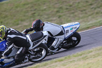 brands-hatch-photographs;brands-no-limits-trackday;cadwell-trackday-photographs;enduro-digital-images;event-digital-images;eventdigitalimages;no-limits-trackdays;peter-wileman-photography;racing-digital-images;trackday-digital-images;trackday-photos