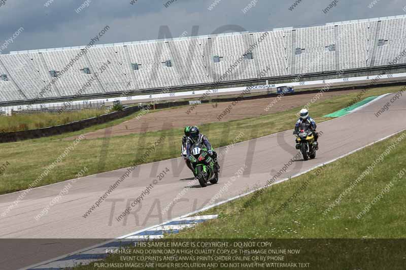 Rockingham no limits trackday;enduro digital images;event digital images;eventdigitalimages;no limits trackdays;peter wileman photography;racing digital images;rockingham raceway northamptonshire;rockingham trackday photographs;trackday digital images;trackday photos