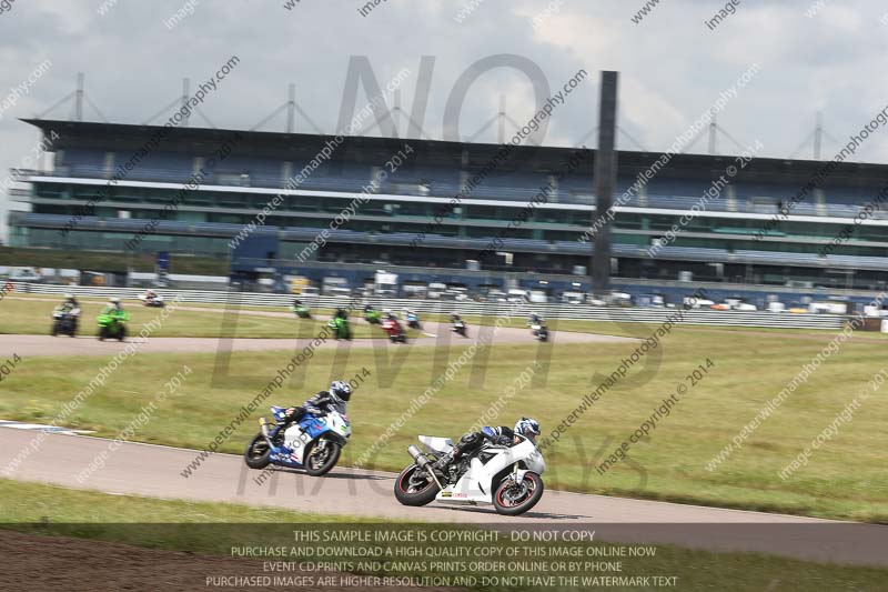 Rockingham no limits trackday;enduro digital images;event digital images;eventdigitalimages;no limits trackdays;peter wileman photography;racing digital images;rockingham raceway northamptonshire;rockingham trackday photographs;trackday digital images;trackday photos