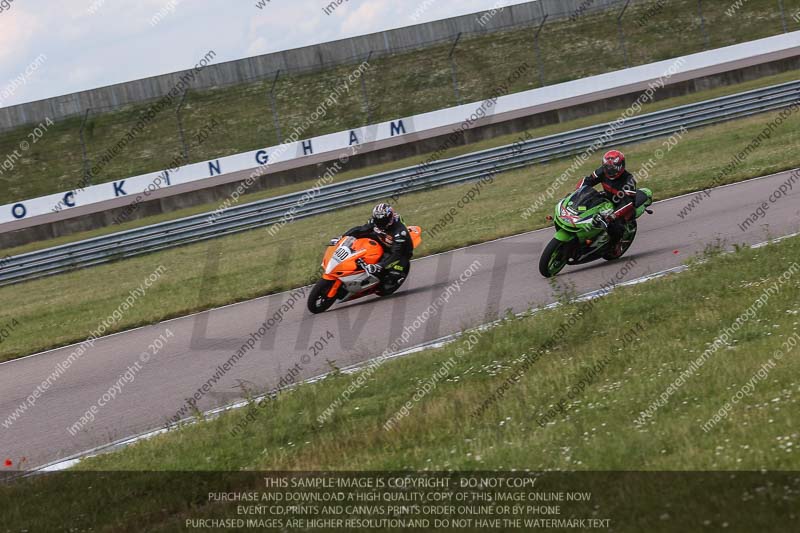 Rockingham no limits trackday;enduro digital images;event digital images;eventdigitalimages;no limits trackdays;peter wileman photography;racing digital images;rockingham raceway northamptonshire;rockingham trackday photographs;trackday digital images;trackday photos