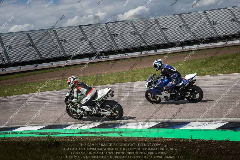 Rockingham no limits trackday;enduro digital images;event digital images;eventdigitalimages;no limits trackdays;peter wileman photography;racing digital images;rockingham raceway northamptonshire;rockingham trackday photographs;trackday digital images;trackday photos