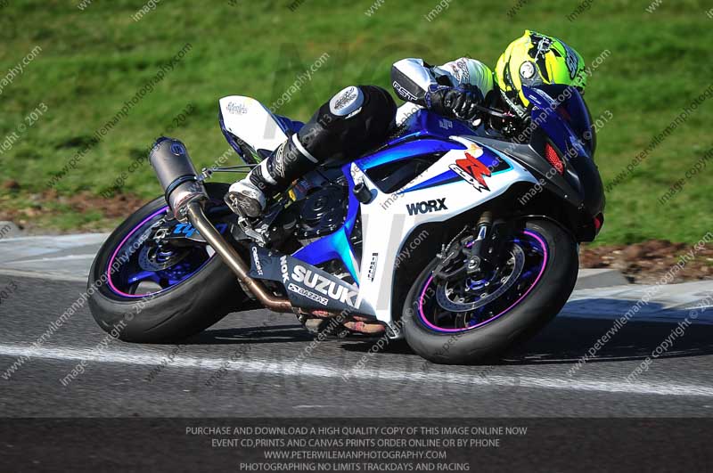 cadwell no limits trackday;cadwell park;cadwell park photographs;cadwell trackday photographs;enduro digital images;event digital images;eventdigitalimages;no limits trackdays;peter wileman photography;racing digital images;trackday digital images;trackday photos
