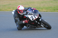 enduro-digital-images;event-digital-images;eventdigitalimages;mallory-park;mallory-park-photographs;mallory-park-trackday;mallory-park-trackday-photographs;no-limits-trackdays;peter-wileman-photography;racing-digital-images;trackday-digital-images;trackday-photos