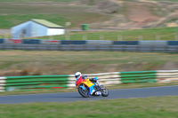 enduro-digital-images;event-digital-images;eventdigitalimages;mallory-park;mallory-park-photographs;mallory-park-trackday;mallory-park-trackday-photographs;no-limits-trackdays;peter-wileman-photography;racing-digital-images;trackday-digital-images;trackday-photos